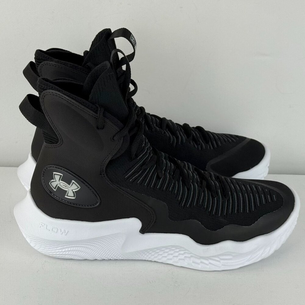 Women's 12.5 - Under Armour Flow Highlight Ace Volleyball Shoe - 3027083-001